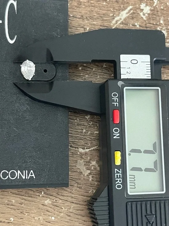 Inc Clear Teardrop Stud Earring - Picture 5 of 6